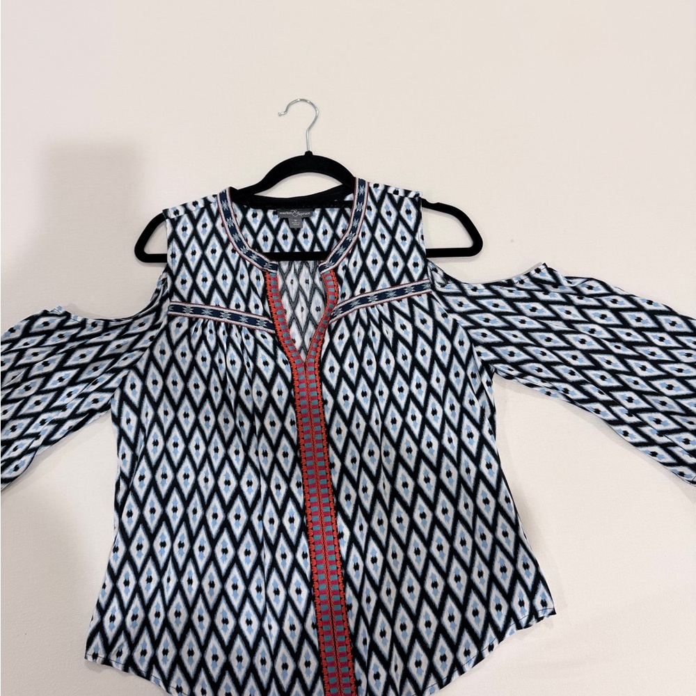 Market & Spruce Black and White Geometric Blouse with Red Trim